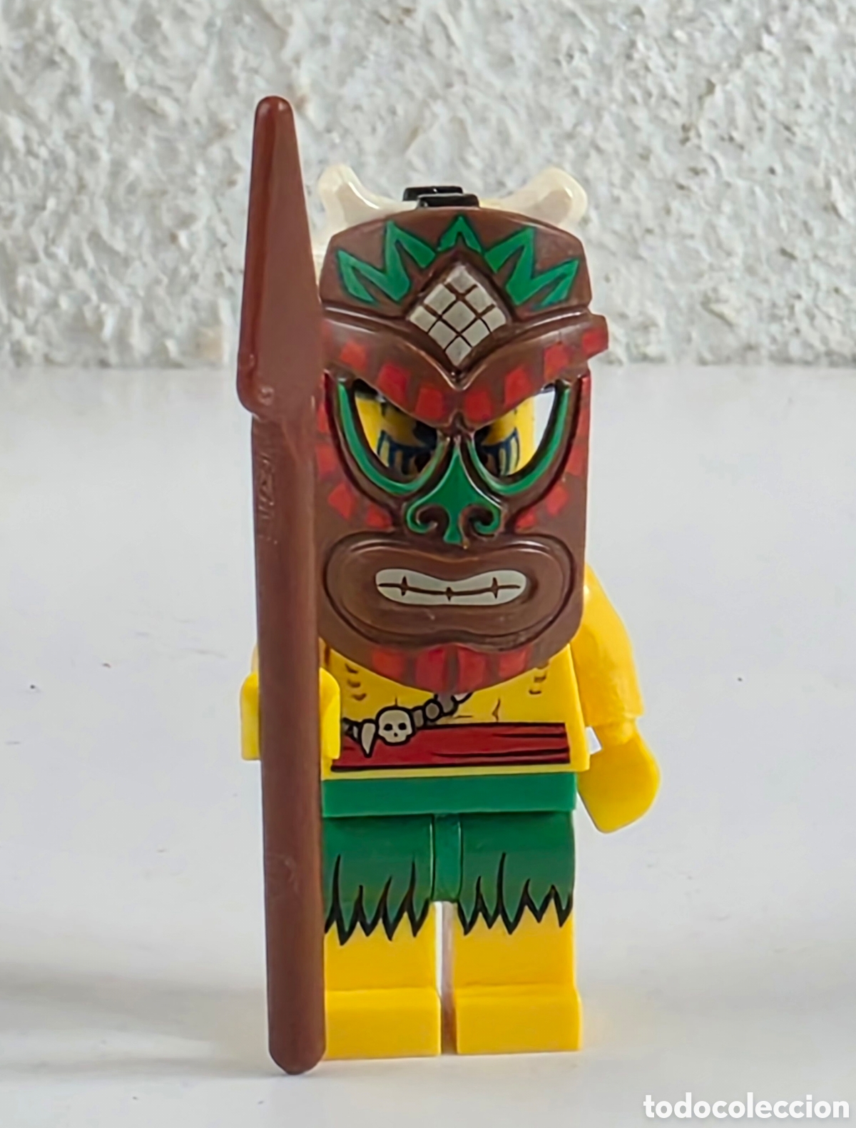 Juegos construcci&oacute;n - LEGO: Minifigura Island Warrior - Mini LEGO - Juguete