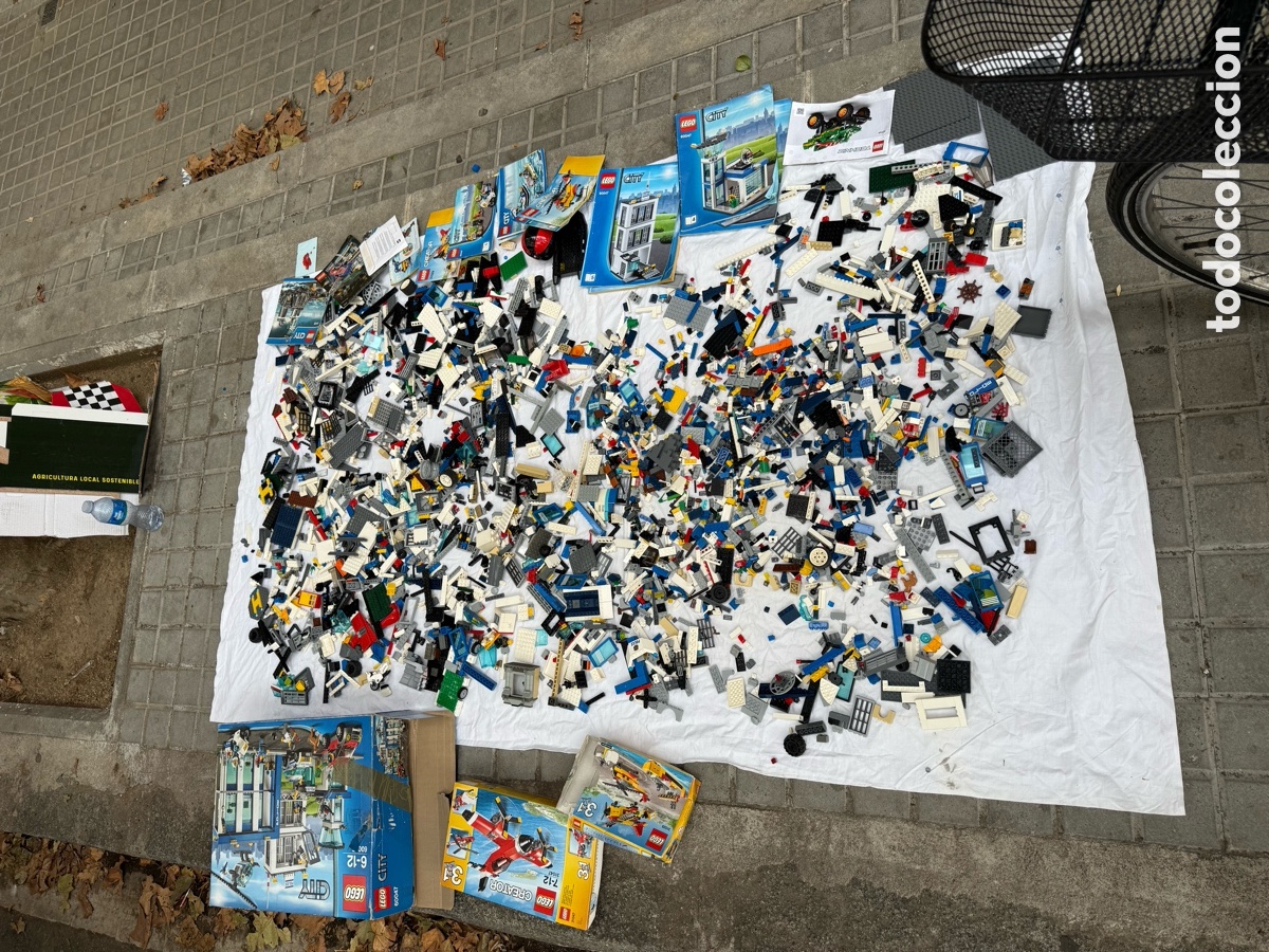 Juegos construcci&oacute;n - LEGO: ENORME LOTE LEGO CITY CREATOR TECHNIC &ndash; PIEZAS, CAJAS Y MANUALES