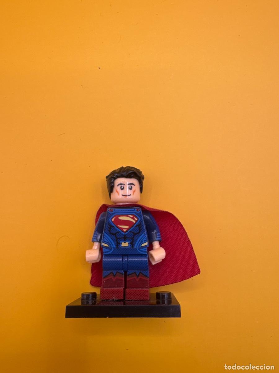 Juegos construcci&oacute;n - LEGO: MINIFIGURA SUPERMAN DC COMICS &ndash; SUPERH&Eacute;ROE CON CAPA ROJA &ndash; COMPATIBLE LEGO