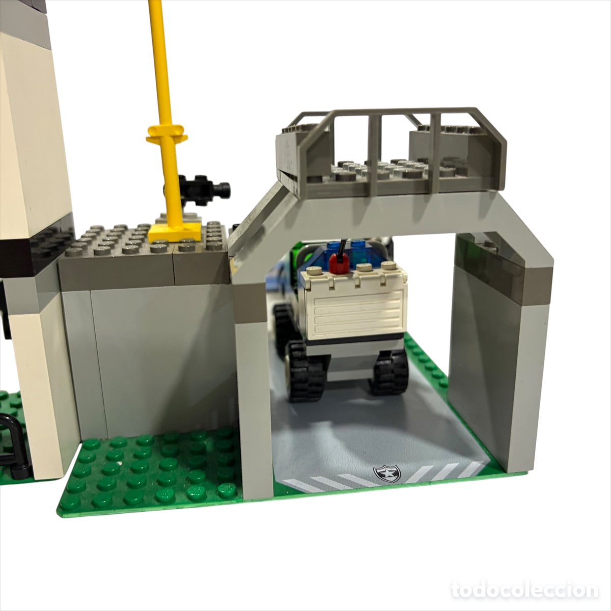 Juegos construcci&oacute;n - LEGO: LEGO System 6332 Central de Comando Policial comisaria - Foto 13