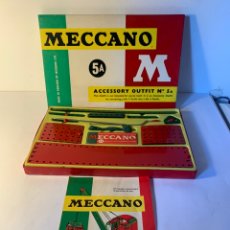 Jogos construção - Meccano: CAJA CON PIEZAS MECCANO N.5A MADE IN ENGLAND. Lote 309559003