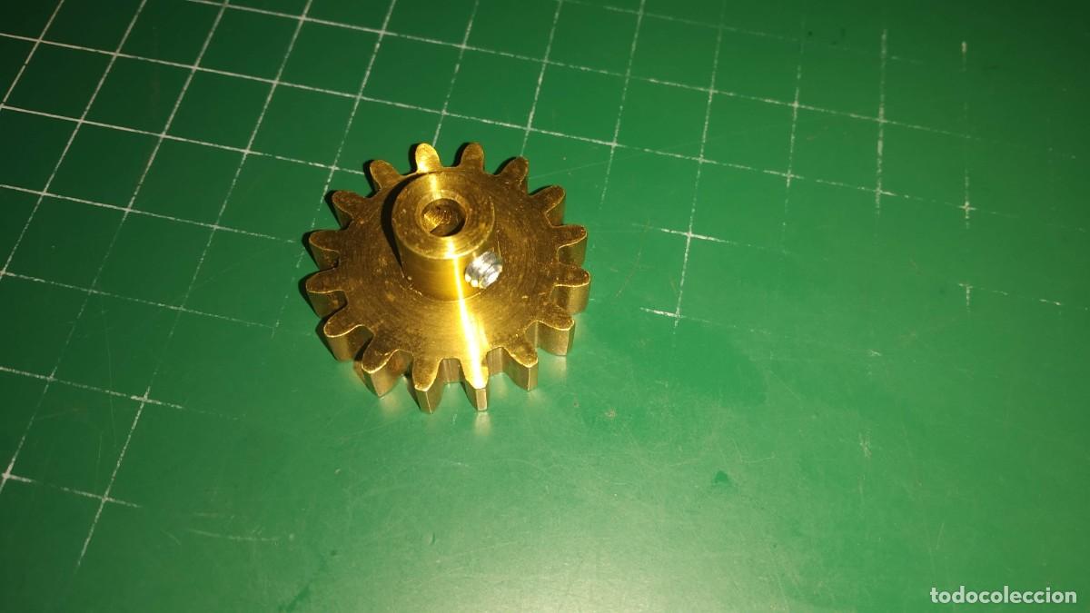 Juegos construcci&oacute;n - Meccano: Meccano parte n&ordm; 167c. Pi&ntilde;&oacute;n engranaje gran dentado
