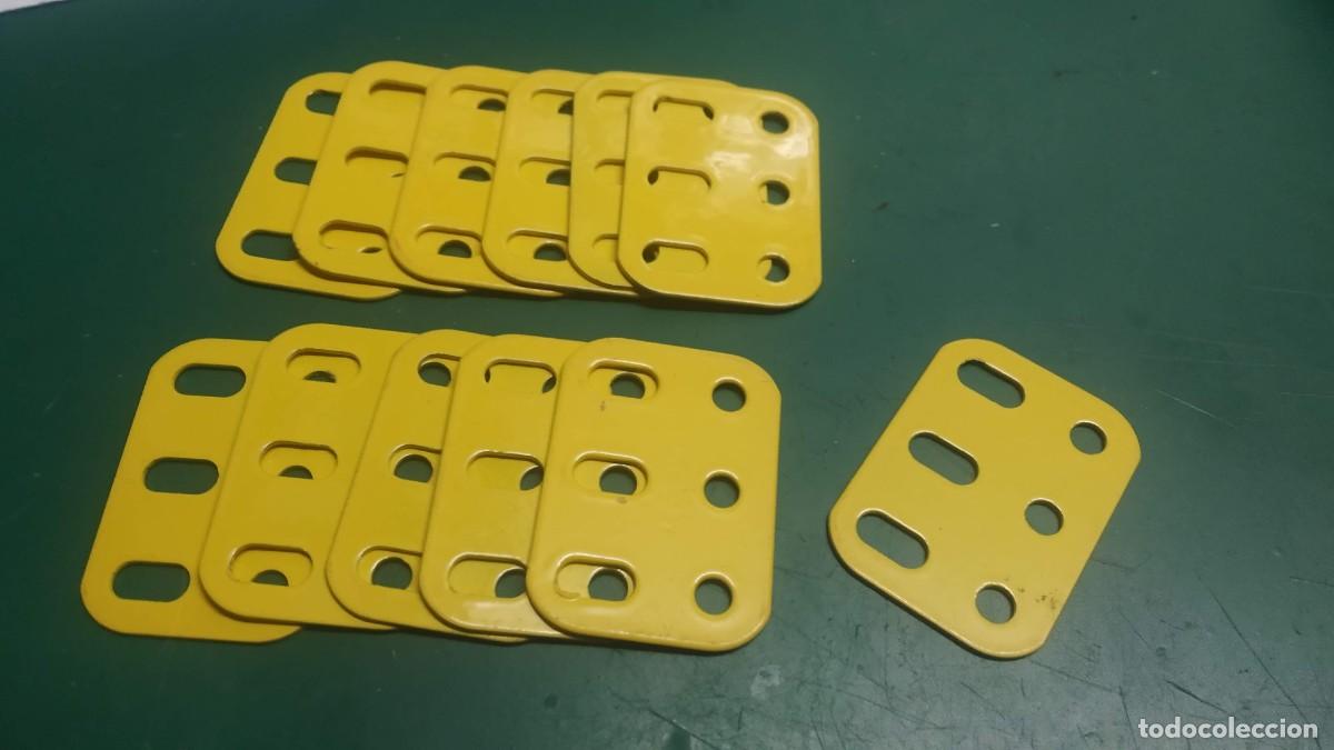 Juegos construcci&oacute;n - Meccano: Meccano parte 103H. Lote 12 viguetas planas 3 agujeros.