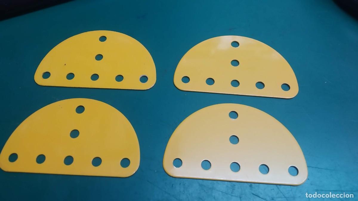 Juegos construcci&oacute;n - Meccano: Meccano Parte N&ordm; 214. Lote de 4 semi-circulos.