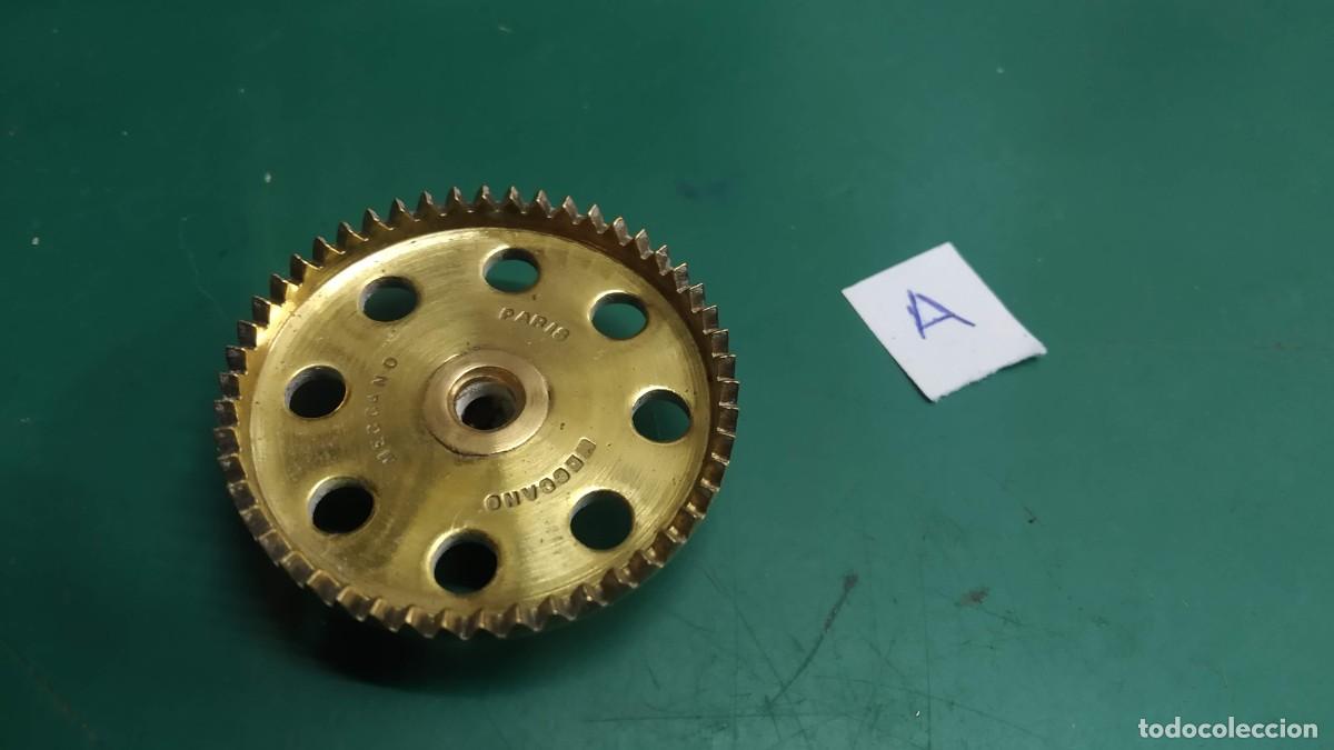 Juegos construcci&oacute;n - Meccano: Meccano parte 28. Rueda dentada catalina. 50 dientes