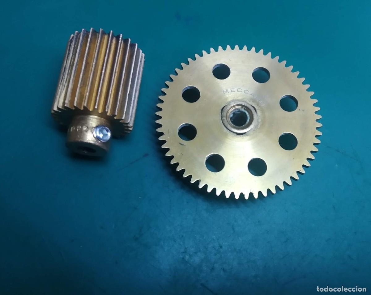 Juegos construcci&oacute;n - Meccano: Meccano. Parets 25b, 27a. Pi&ntilde;ones de 25 y 57 dientes