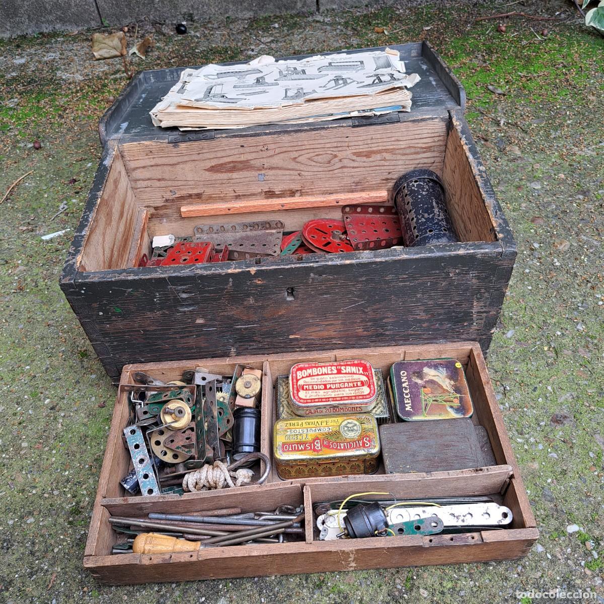 Juegos construcci&oacute;n - Meccano: Meccano Original A&ntilde;os 40 &middot; Ba&uacute;l de Madera + Latas Vintage + Herramientas y Piezas Hist&oacute;ricas