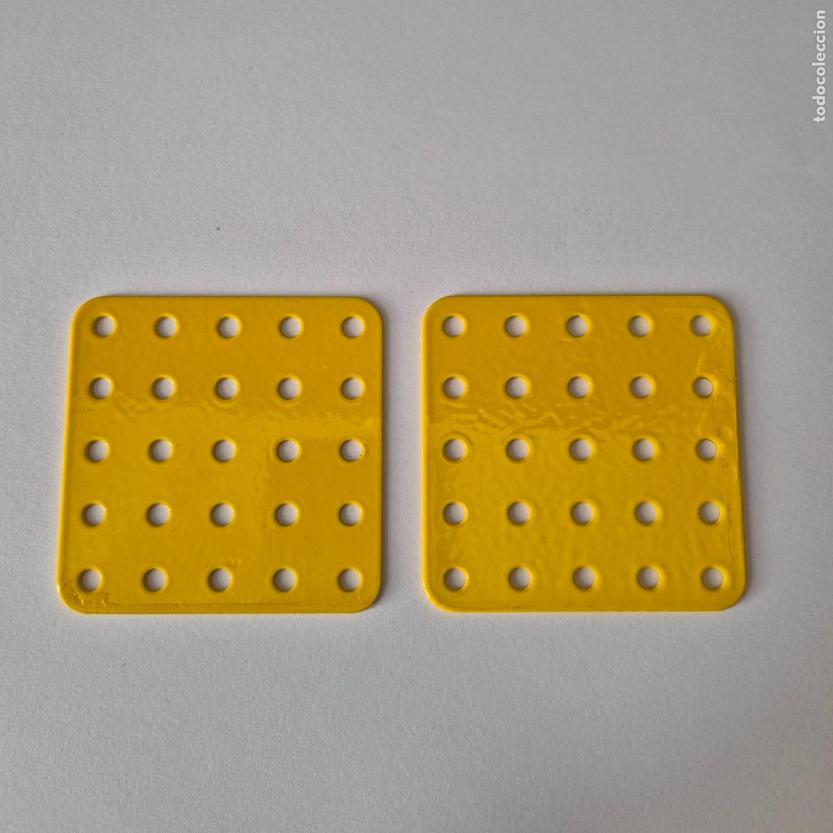 Juegos construcci&oacute;n - Meccano: 2 placas rigidas nuevas meccano de 5 x 5 agujeros pieza 72