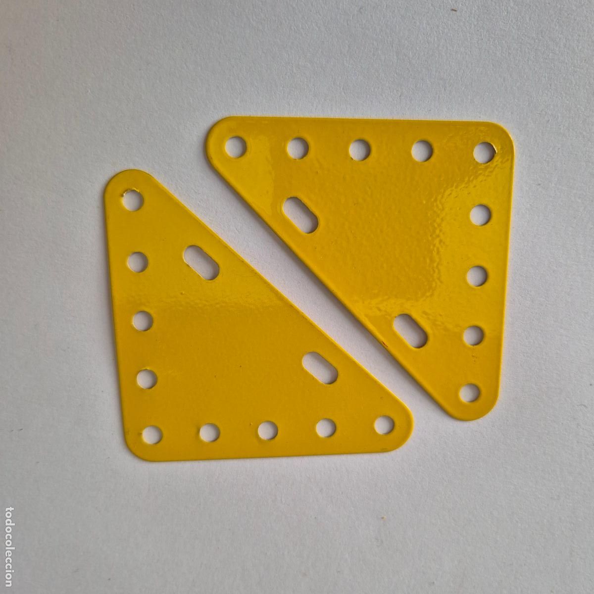 Juegos construcci&oacute;n - Meccano: 2 Placas met&aacute;licas triangulares Meccano nuevas