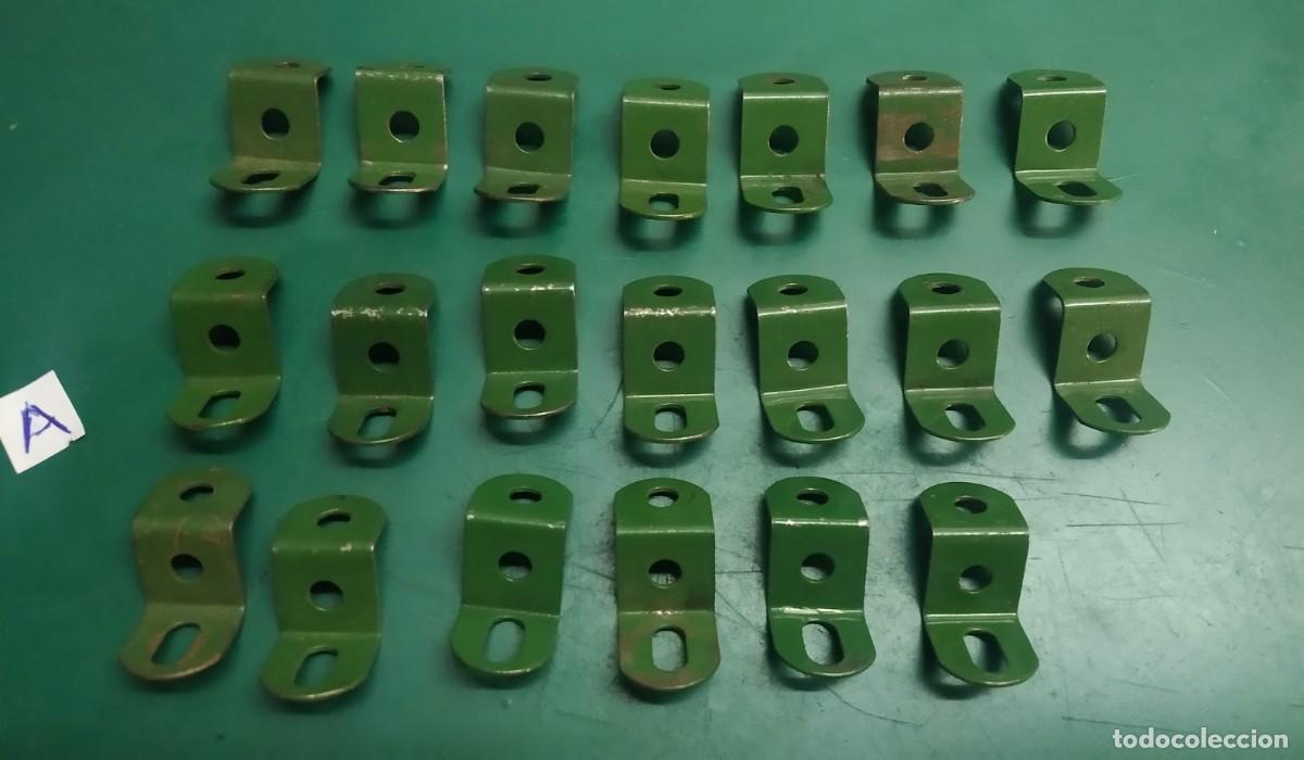Juegos construcci&oacute;n - Meccano: Meccano. Parte 125. 20 Soportes.