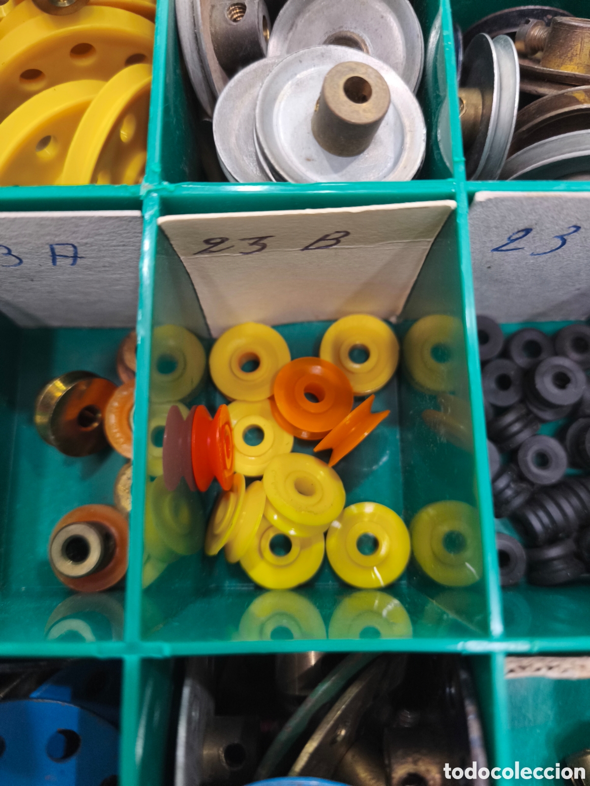 Juegos construcci&oacute;n - Meccano: Malet&iacute;n con mont&oacute;n de piezas de MECCANO - Foto 24