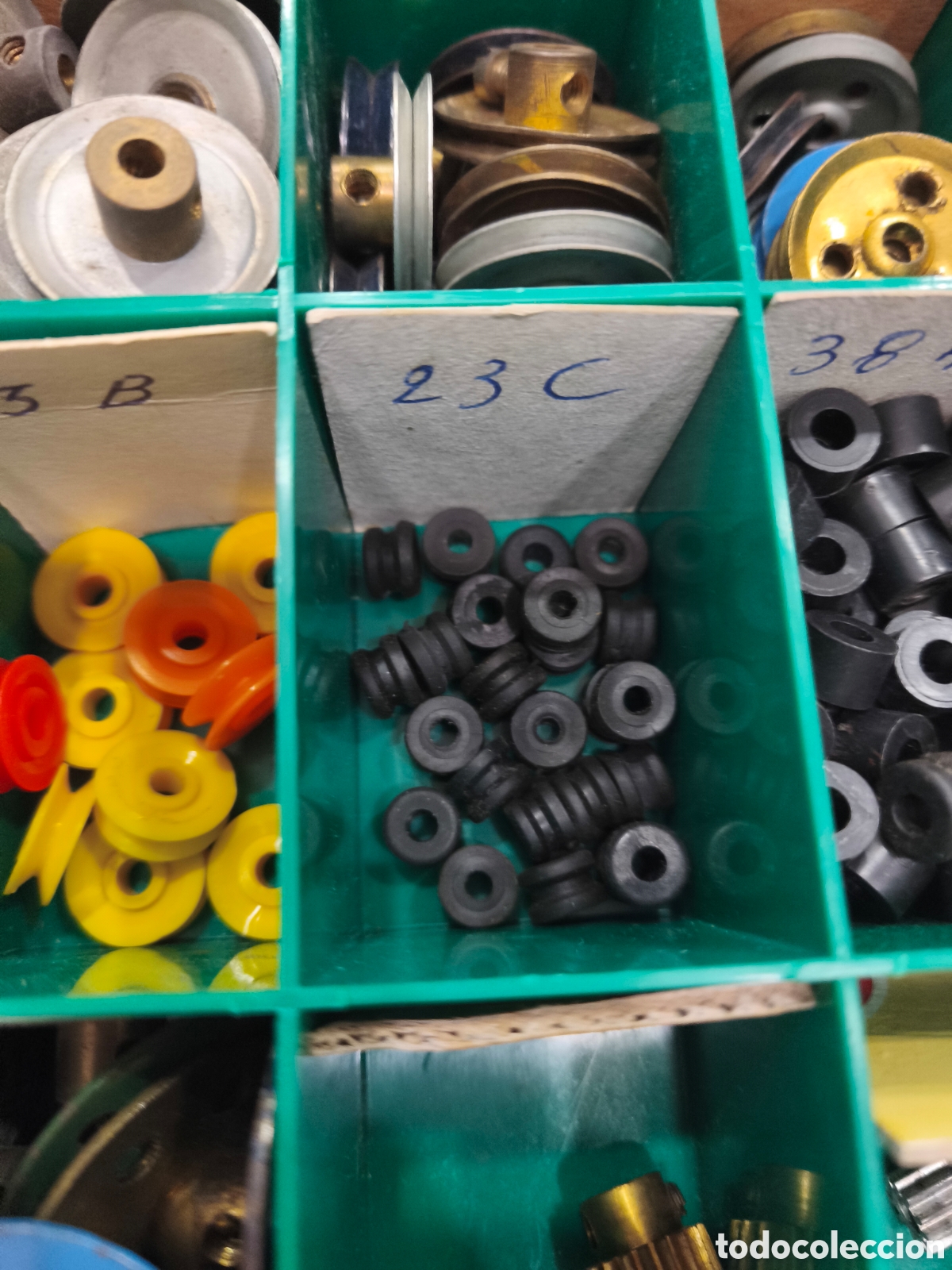 Juegos construcci&oacute;n - Meccano: Malet&iacute;n con mont&oacute;n de piezas de MECCANO - Foto 25