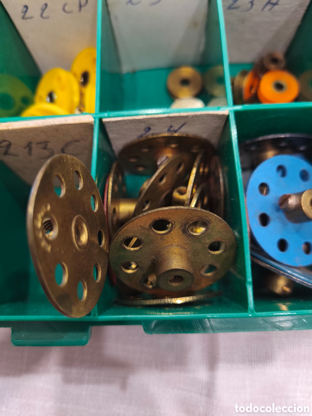 Juegos construcci&oacute;n - Meccano: Malet&iacute;n con mont&oacute;n de piezas de MECCANO - Foto 27
