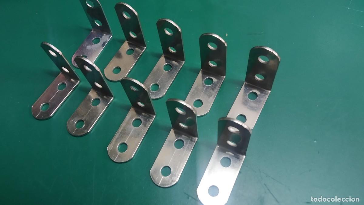 Juegos construcci&oacute;n - Meccano: Meccano parte 12a. 10x escuadras 2x2 agujeros