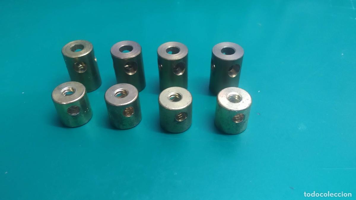 Juegos construcci&oacute;n - Meccano: Meccano. Parte 64/64a. 8 acoplamientos roscados