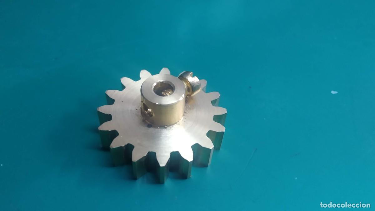 Juegos construcci&oacute;n - Meccano: Meccano parte n&ordm; 167c. Pi&ntilde;&oacute;n engranaje gran dentado (16DP)
