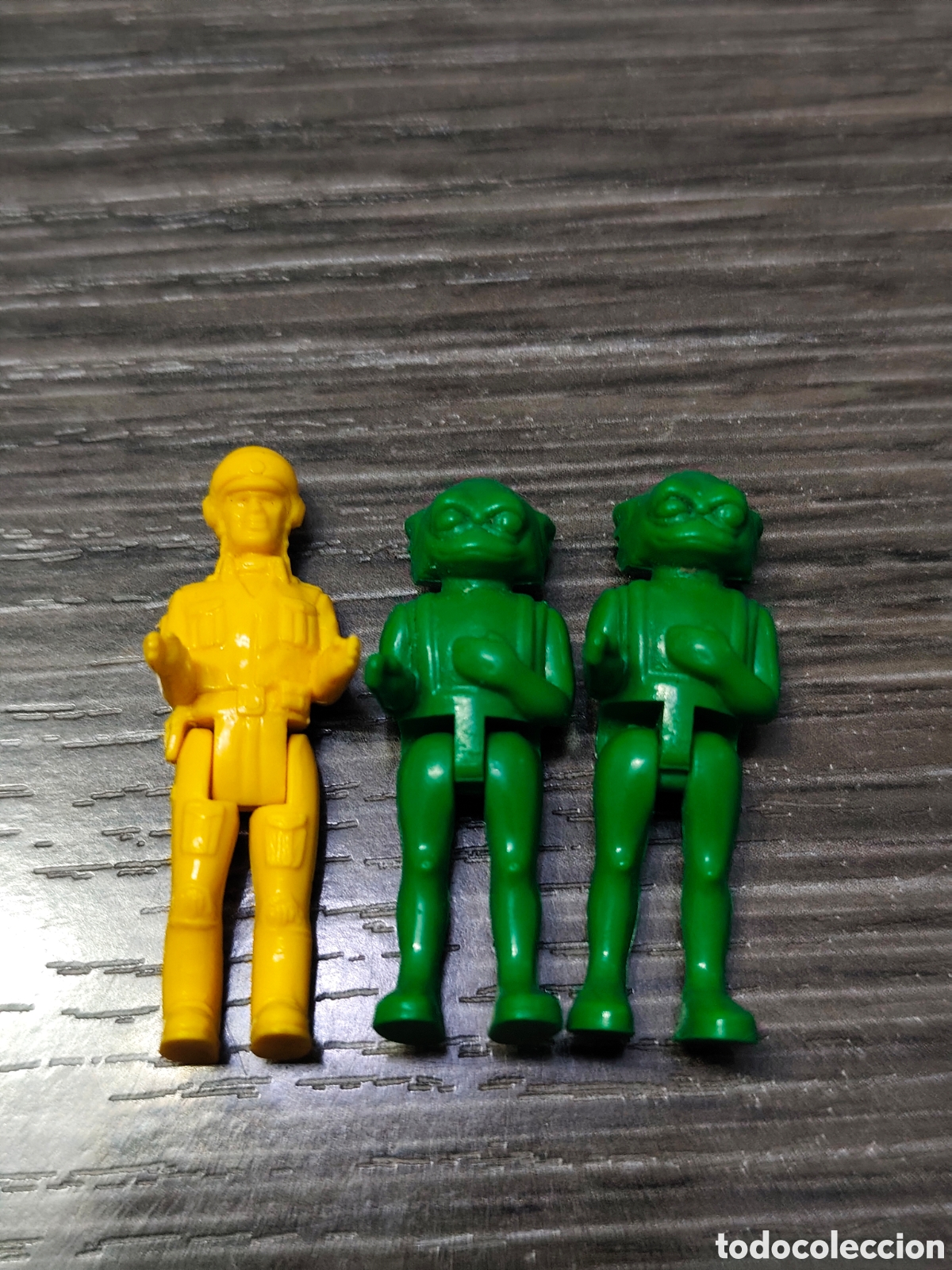 Spielzeug zum Bauen - Tente: 3 figuras TENTE piloto y 2 extraterrestres