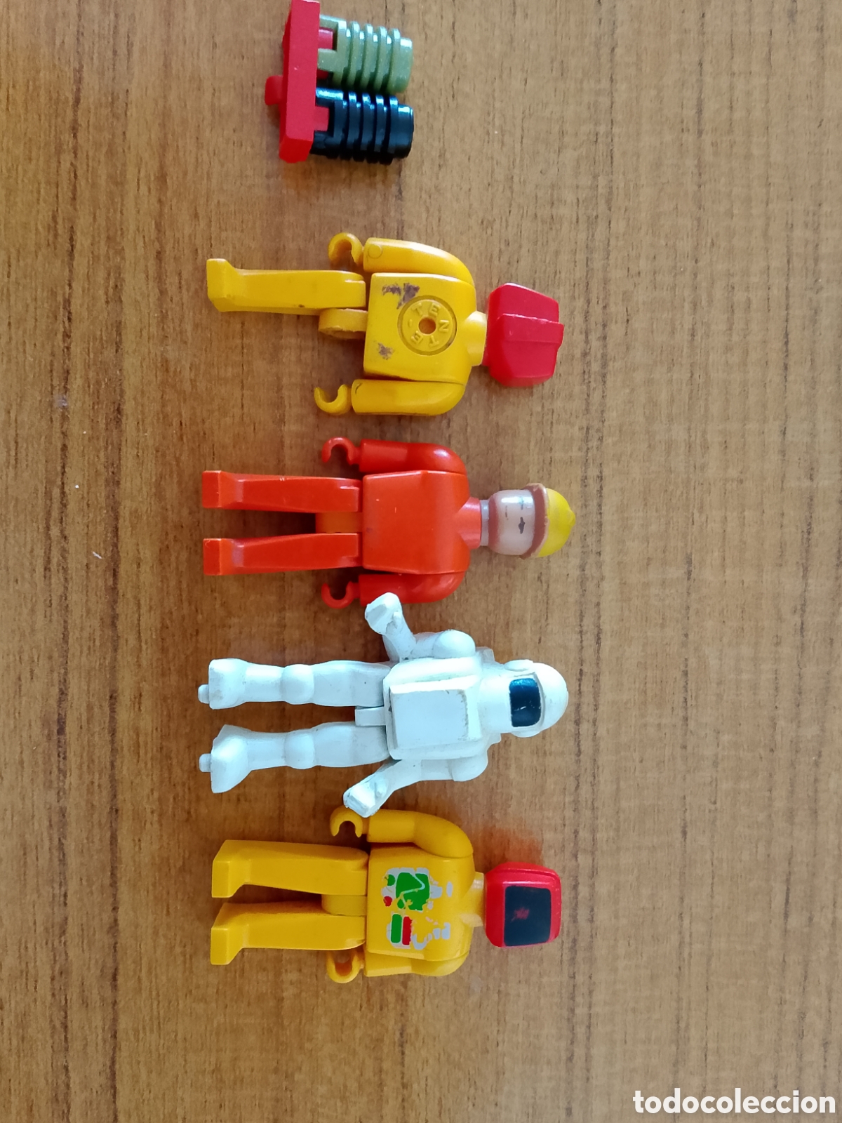 Jogos constru&ccedil;&atilde;o - Tente: LOTE MU&Ntilde;ECOS Y PIEZAS TENTE TODO LO QUE SE VE EN IMAGEN