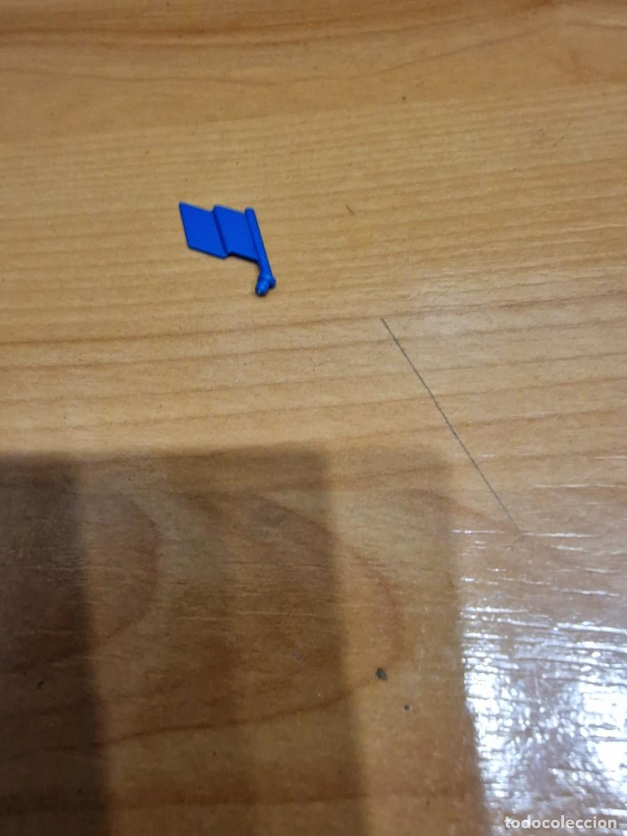 Juegos construcci&oacute;n - Tente: Lote 2843. Tente, bandera azul de barco