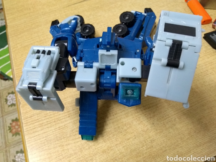 Juegos educativos: **GRAN Y BONITO,---TRANSFORMER CON RUEDAS** - Foto 2