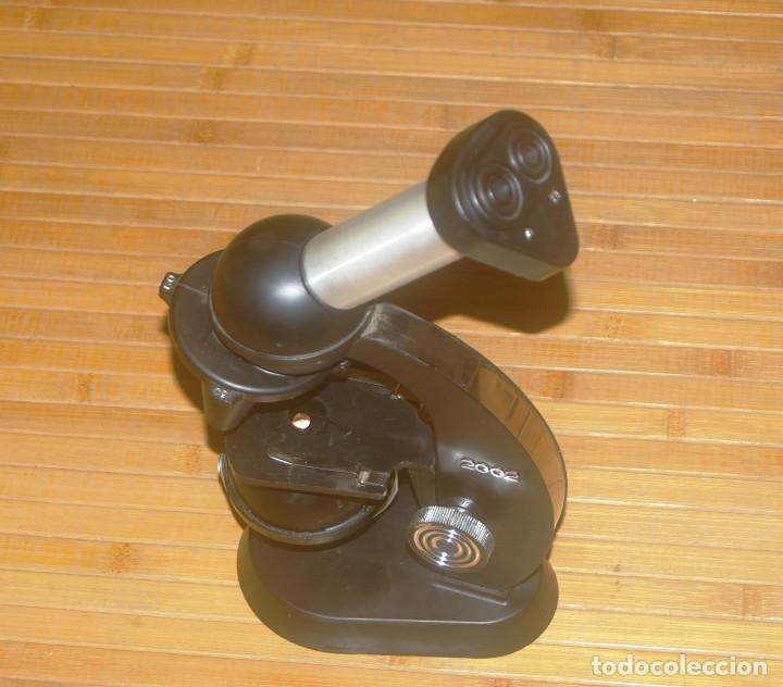 Juegos educativos: microscopio 2002 - Foto 7
