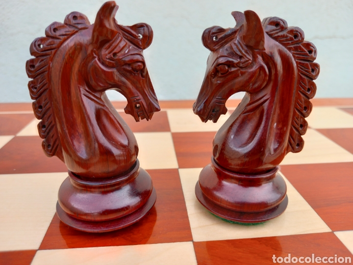 Juegos educativos: Ajedrez madera de Padauk - Foto 1