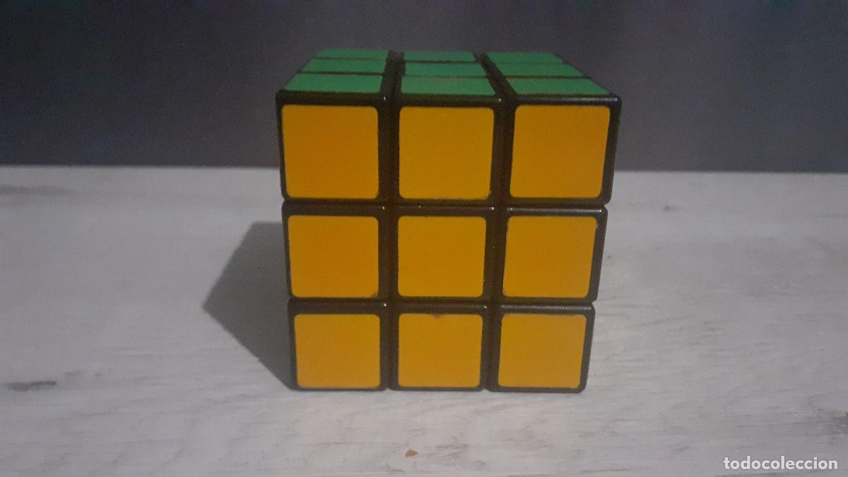 Juegos educativos: Cubo original de la marca Rubiks 3x3 - Foto 6