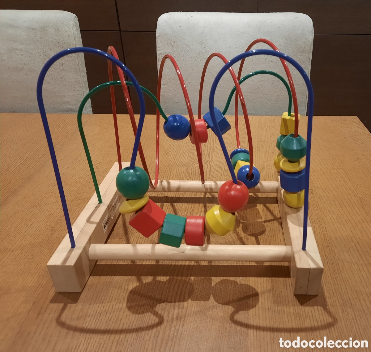 Juegos educativos: Laberinto de cuentas de madera