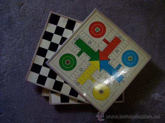 Juegos de mesa: Cuatro tableros doble cara, damero y parch&iacute;s - Foto 1