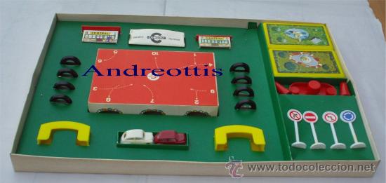 Juegos de mesa: JUEGO: AUTO ESCUELA AUTOESCUELA , DE LUIS CONGOST, S. A. CONTIENE 2 COCHES DEL MITICO SEAT 600 Y...