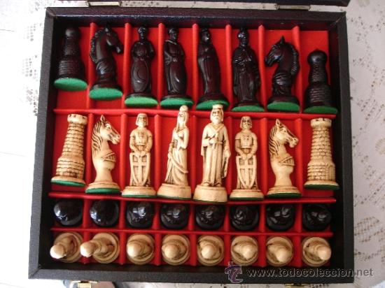 Juegos de mesa: JUEGO DE AJEDREZ DE MOROS Y CRISTIANOS - Foto 1