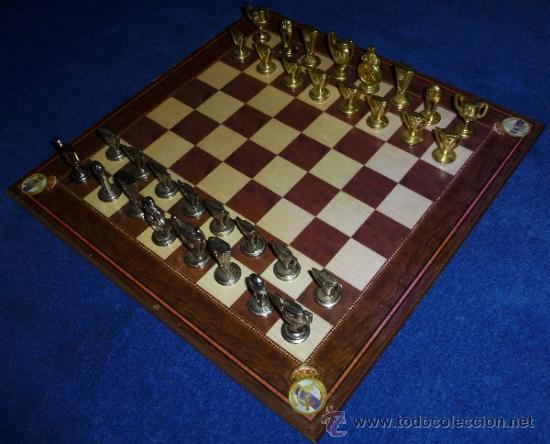 ajedrez real madrid + bloc de fichas de trofeos - Comprar Jogos de