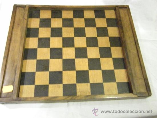 Juegos de mesa: JUEGO DE DAMAS MUY ANTIGUO - Foto 1