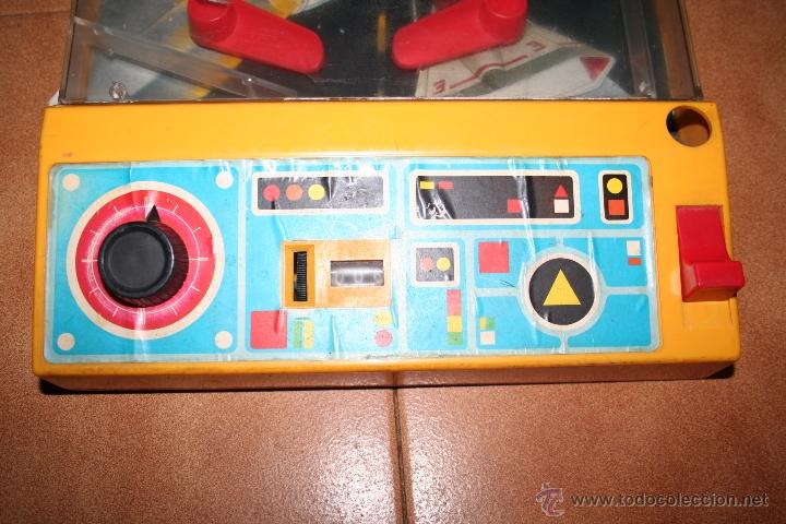 Juegos de mesa: ANTIGUO PINBALL DE PLAYMATES - Foto 4