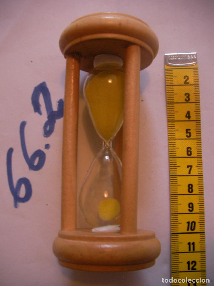 Juegos de mesa: RELOJ DE ARENA DE MADERA - Foto 1