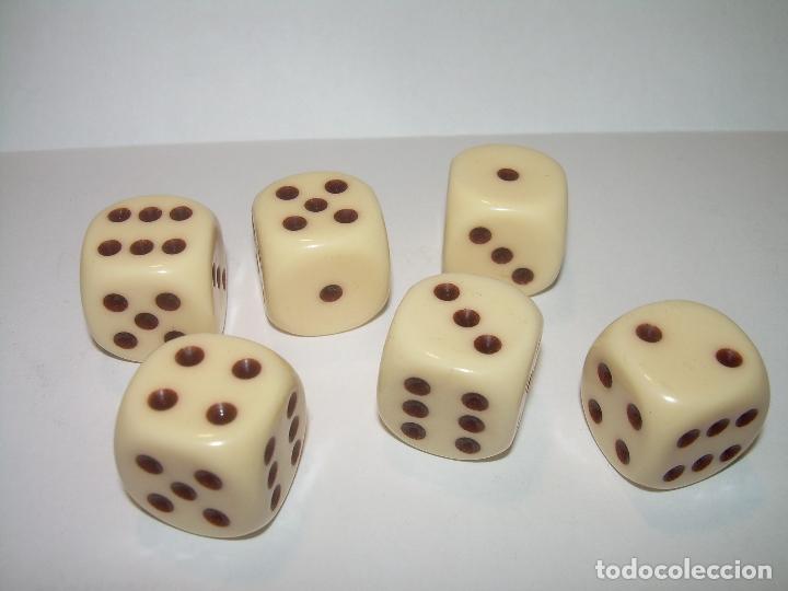 Juegos de mesa: ANTIGUO JUEGO DE DADOS. - Foto 2