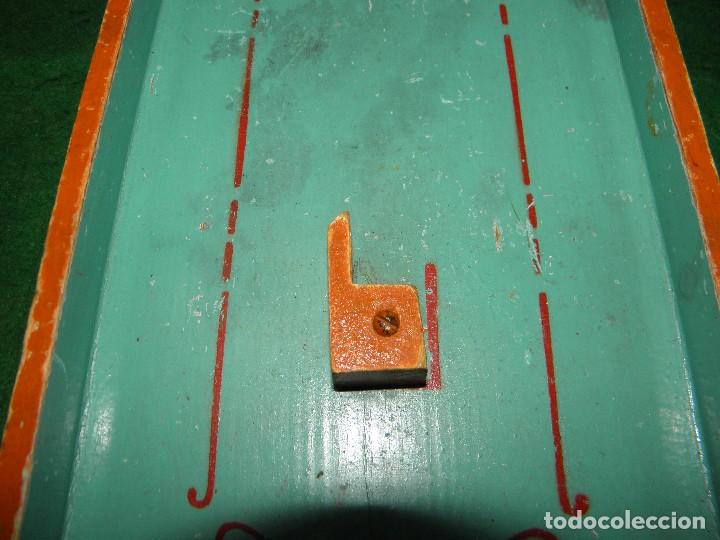 Juegos de mesa: ANTIGUO JUEGO DE MADERA DE BOLAS PINBALL DENIA - Foto 3