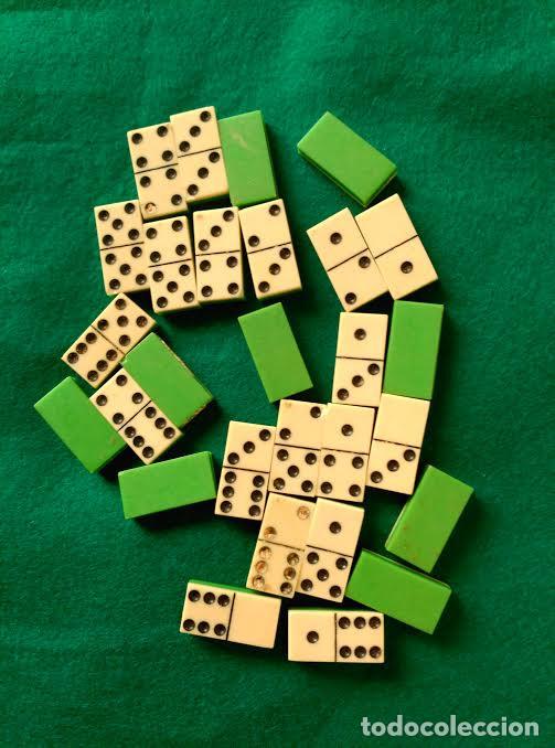 Juegos de mesa: ANTIGUO JUEGO DE DOMINO MINIATURA - Foto 1