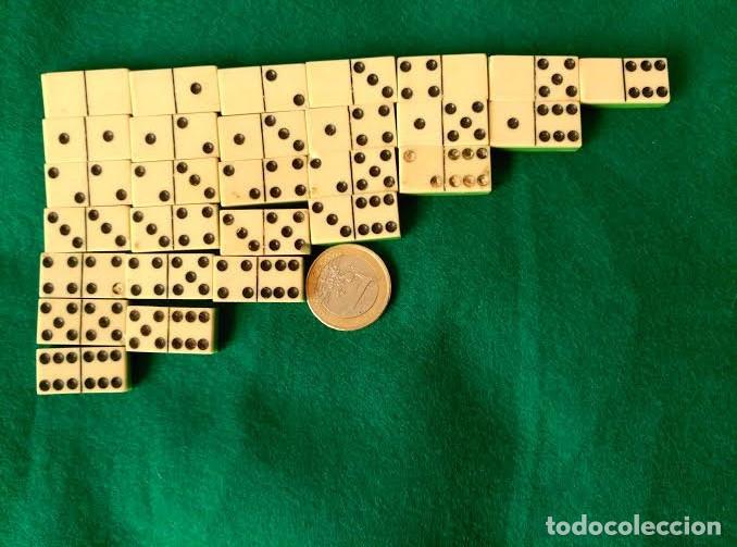 Juegos de mesa: ANTIGUO JUEGO DE DOMINO MINIATURA - Foto 2