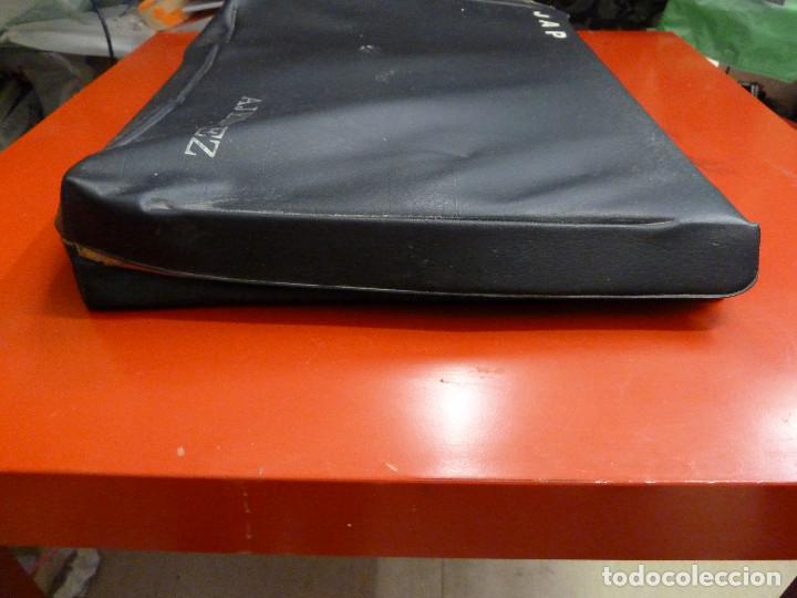 Juegos de mesa: AJEDREZ CON FIGURAS METALICAS - Foto 2