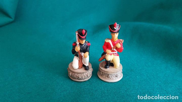 Juegos de mesa: AJEDREZ TEMATICO FIGURAS DE RESINA BATALLA DE WATERLOO - Foto 10