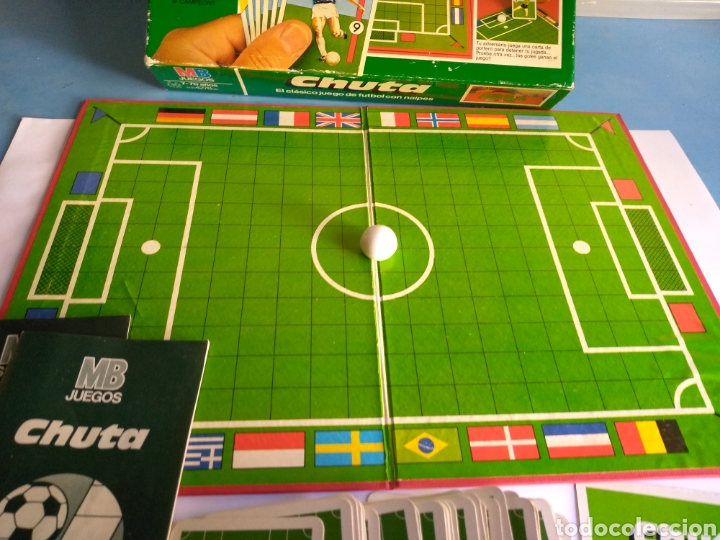 Juegos de mesa: Juego de mesa CHUTA ,el clásico juego de fútbol con naipes MB año 1982 - Foto 3 - 175677419