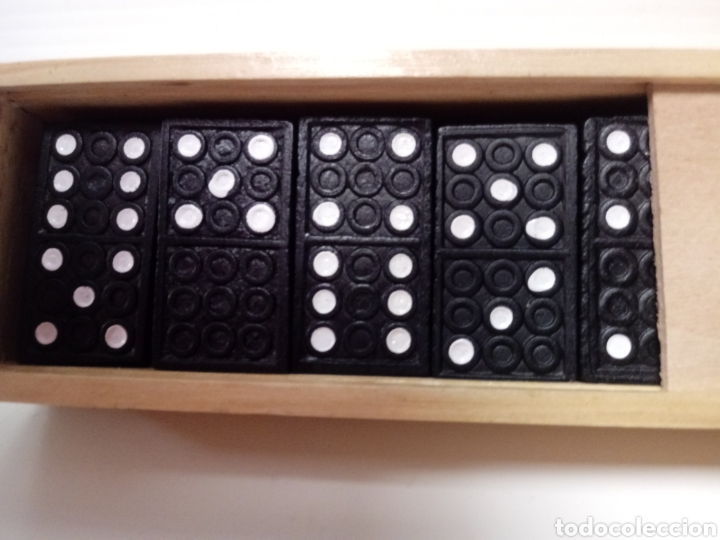Juegos de mesa: Domino en madera tallada y caja de madera - Foto 2