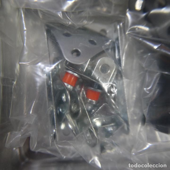 Juegos de mesa: MECCANO METAL ROBOTS COLLECTION 2 MODELOS - 2008 - Foto 7