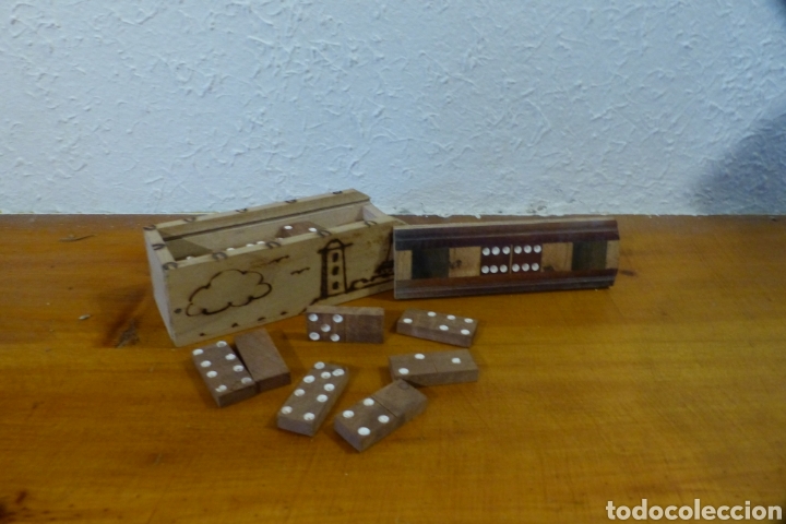 Juegos de mesa: Juego de domin&oacute; hecho en madera - Foto 1