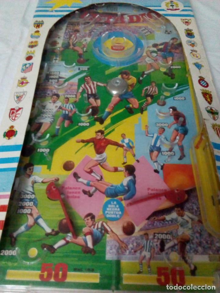 Juegos de mesa: Bonito futbolin - Foto 2