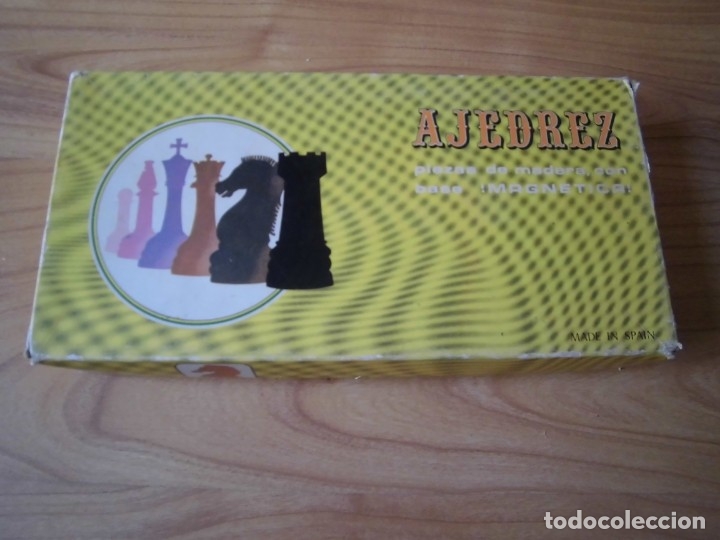 Juegos de mesa: AJEDREZ MAGN&Eacute;TICO A&Ntilde;OS 70 - Foto 1