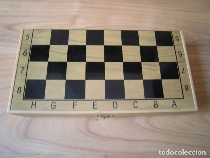 Juegos de mesa: AJEDREZ MAGN&Eacute;TICO A&Ntilde;OS 70 - Foto 2