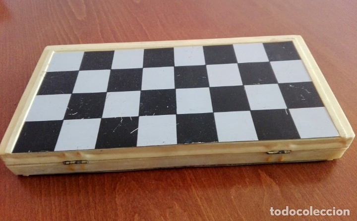 Juegos de mesa: Juego de ajedrez / backgammon magn&eacute;tico vintage - Foto 4