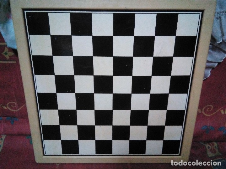 Juegos de mesa: tablero doble cara ajedrez y parchis - Foto 1